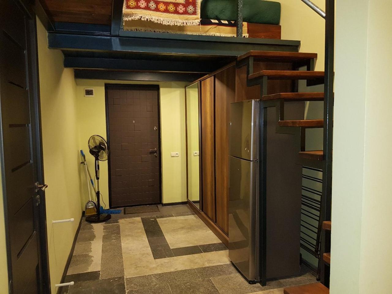 Niko'S Apartments On Shartava Street Тбилиси Номер фото